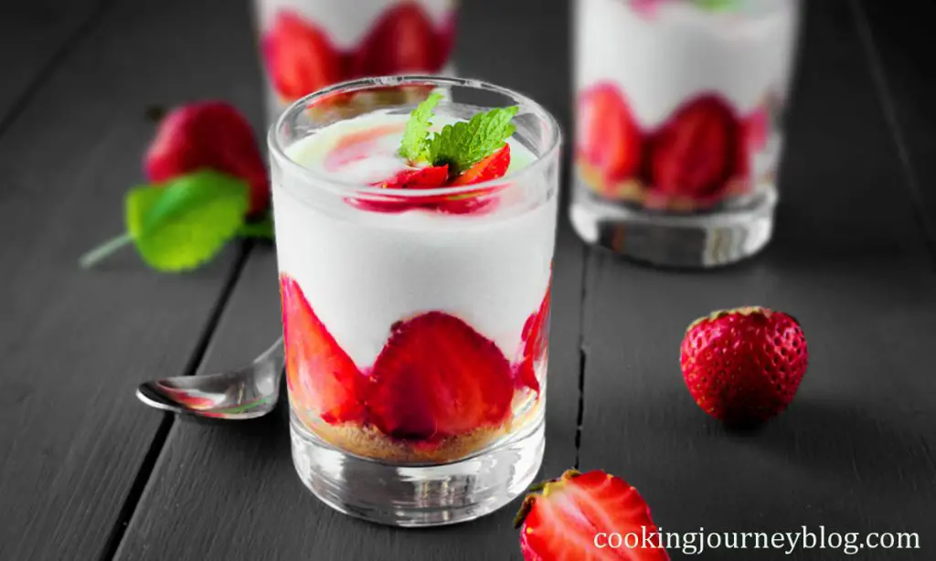strawberry and yogurt dessert