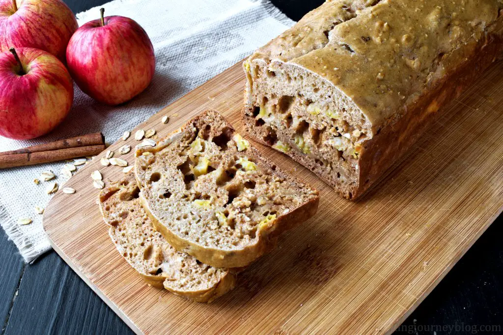 Apple Cinnamon Bread. Apple bread is one of our sugar-free recipes to try. It is made with apple sauce, flour and oat meal. It delivers great spicy flavour and apple chunks will make it more moist. Apple bread, served on the wooden board