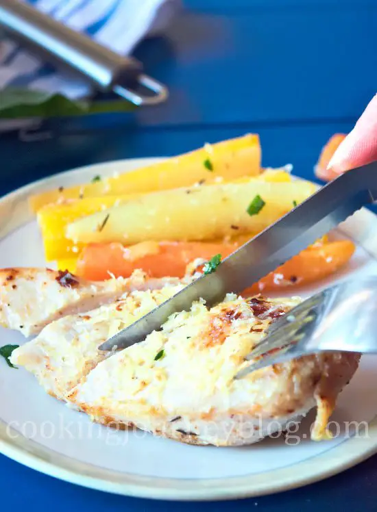 Cutting baked chicken breast