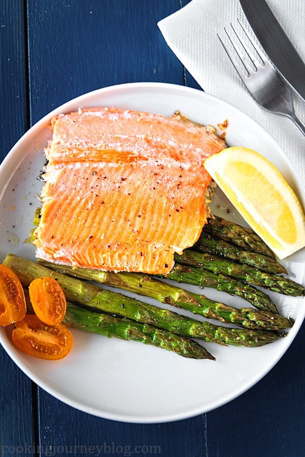 Roasted trout with asparagus – Baked trout – Fish recipes