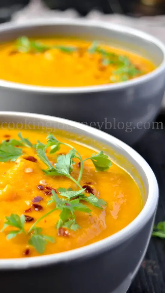 Vegan Carrot Ginger Soup with parsley