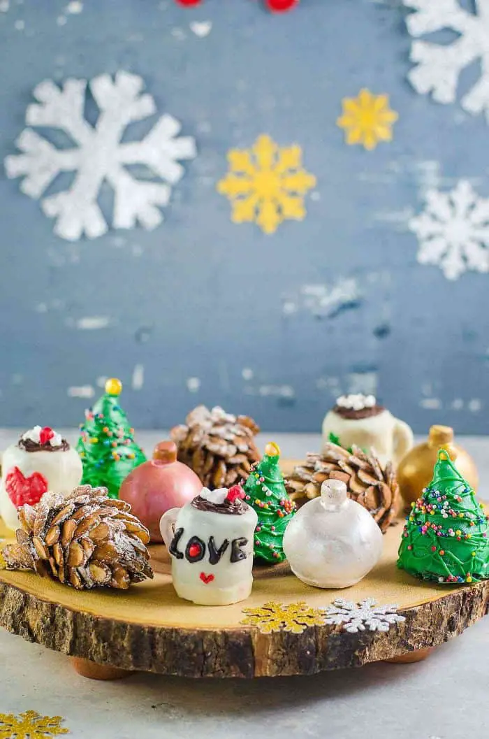 Christmas OREO Cookie Balls (Decorating Tutorial)