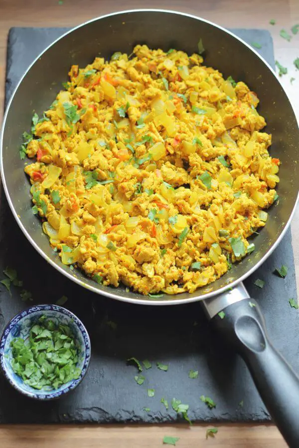 A pan with Indian scrambled eggs