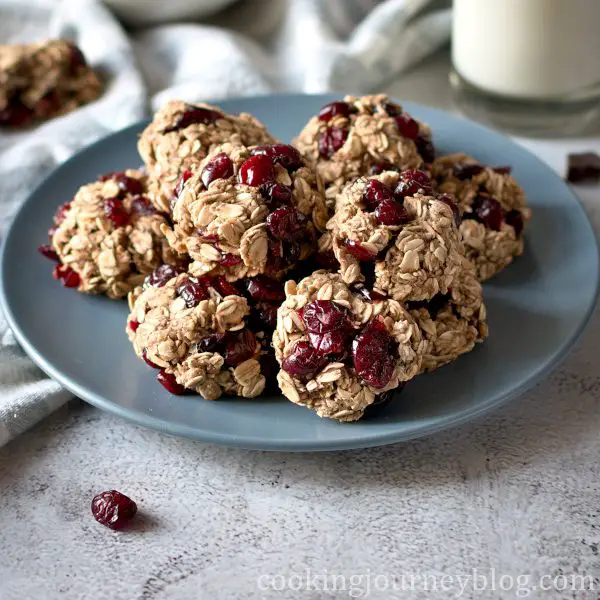 Healthy Oatmeal Cookie recipe with dried cranberries
