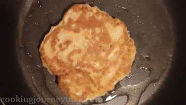 Cook on medium heat for 3 minutes, then flip and cook 3 minutes more. The pancake should brown from both edges.****