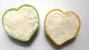 Distribute the white chocolate mousse in the silicone heart molds and let them set in the fridge for at least 2 hours or better overnight.
