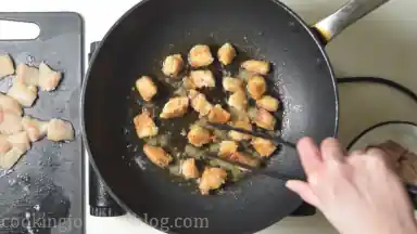 Fry on both sides on high heat until golden, about 4-5 minutes. Remove chicken from the pan and set aside.