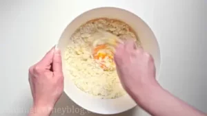 Add and egg, mix with a fork.