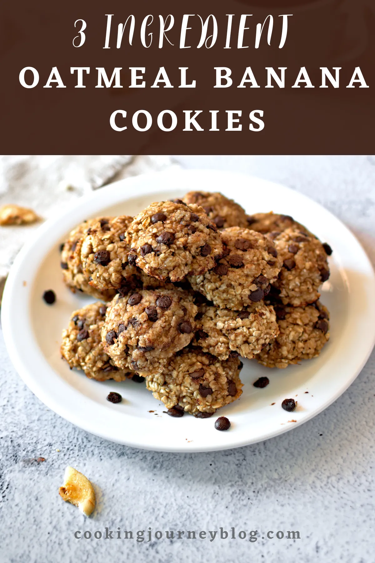3 Ingredient Oatmeal Banana Cookies are great for breakfast or lunch. They are good to pack for toddlers.